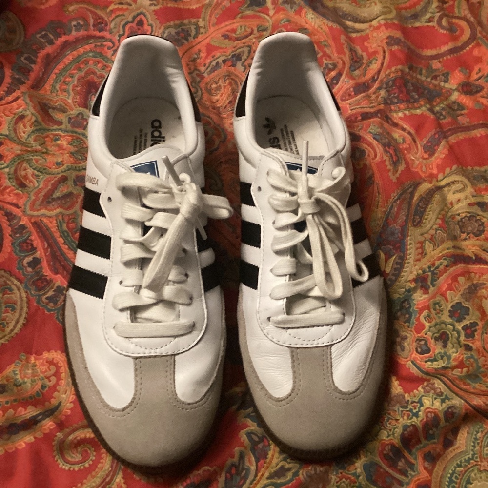 Adidas Samba size 9.5 in white